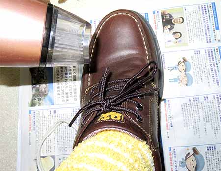 きつい革靴を簡単に伸ばす 広げる方法 親指や小指が痛い時の対策とは コタローの日常喫茶
